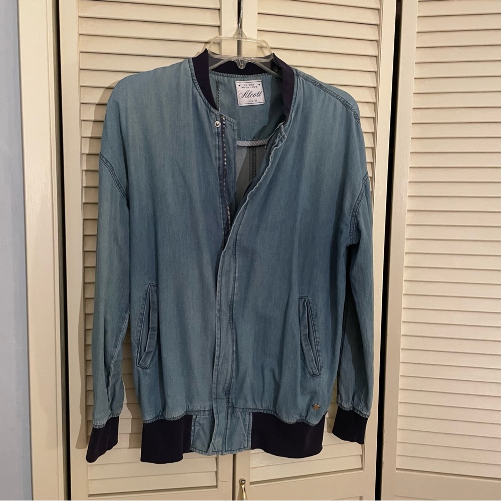 Denim looking bomber jacket